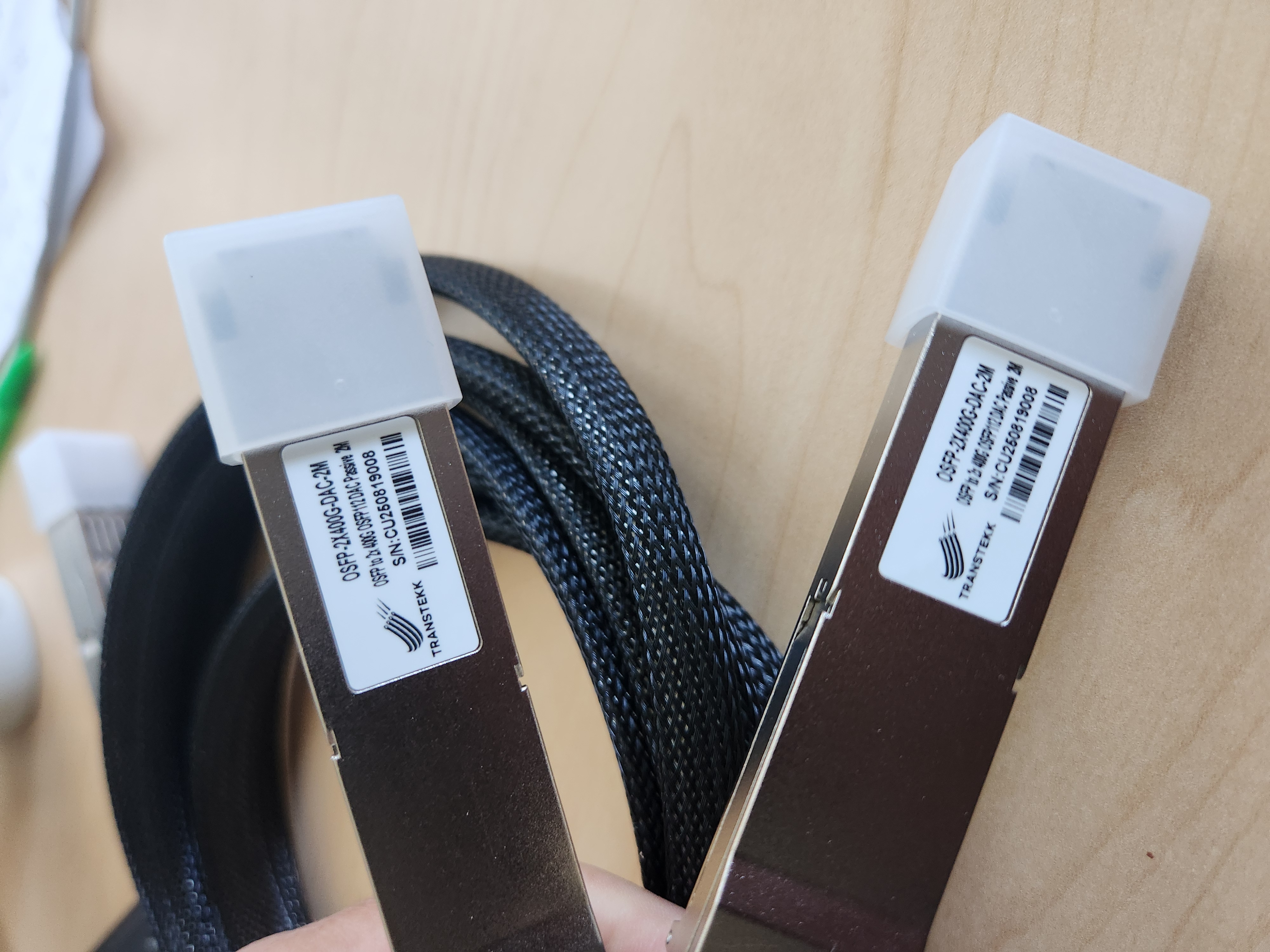 MPO12 to 4xLC yellow fiber optic cable 5M