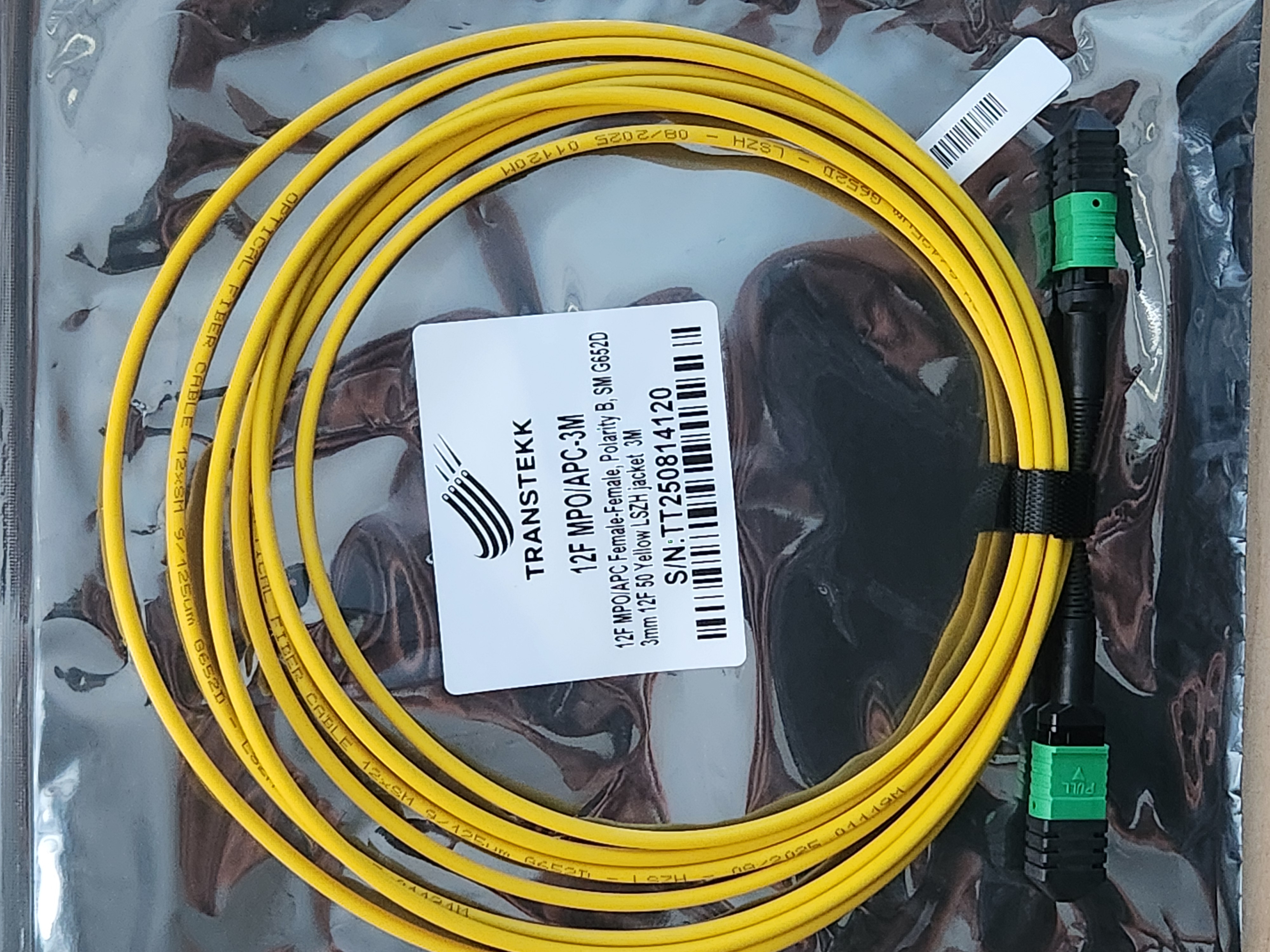 12F MPO/APC yellow cable 1M