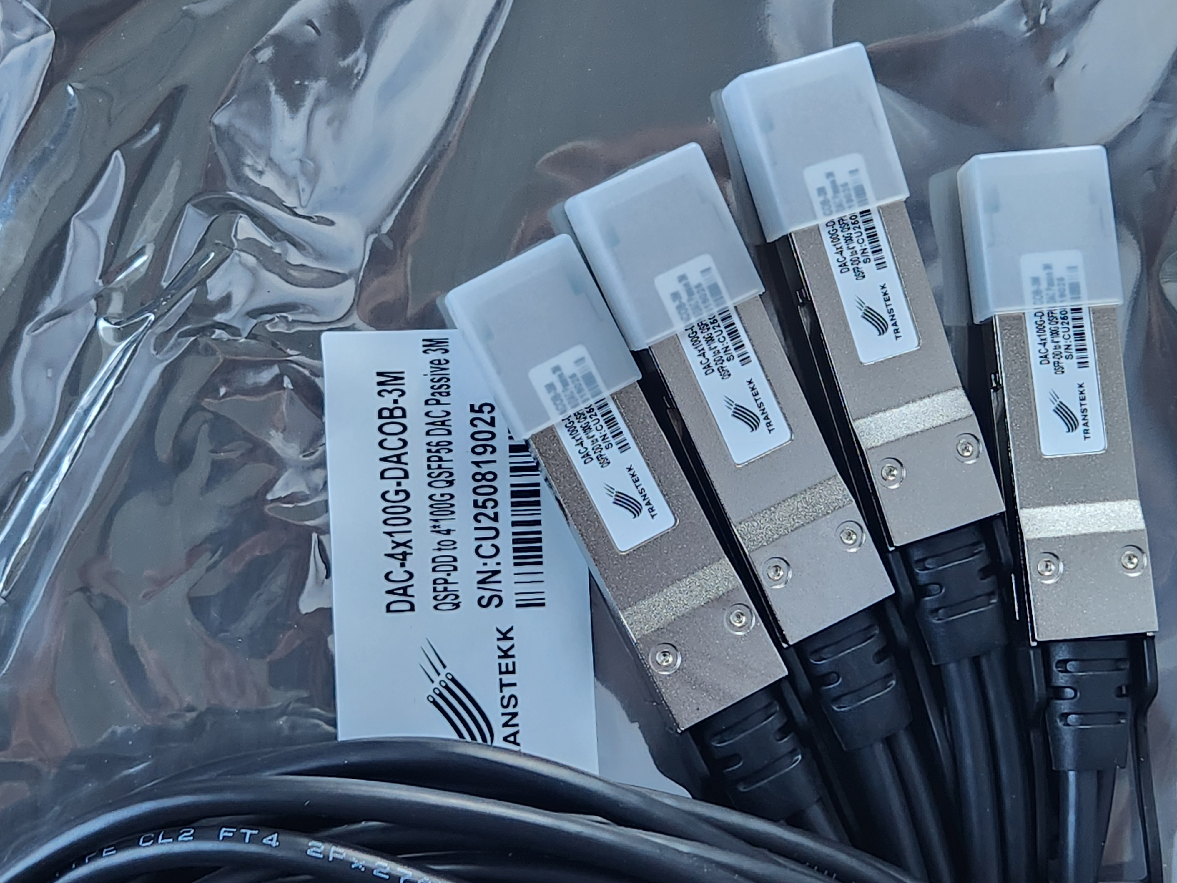 MPO16 to 2xMPO12 yellow conversion cable 5M